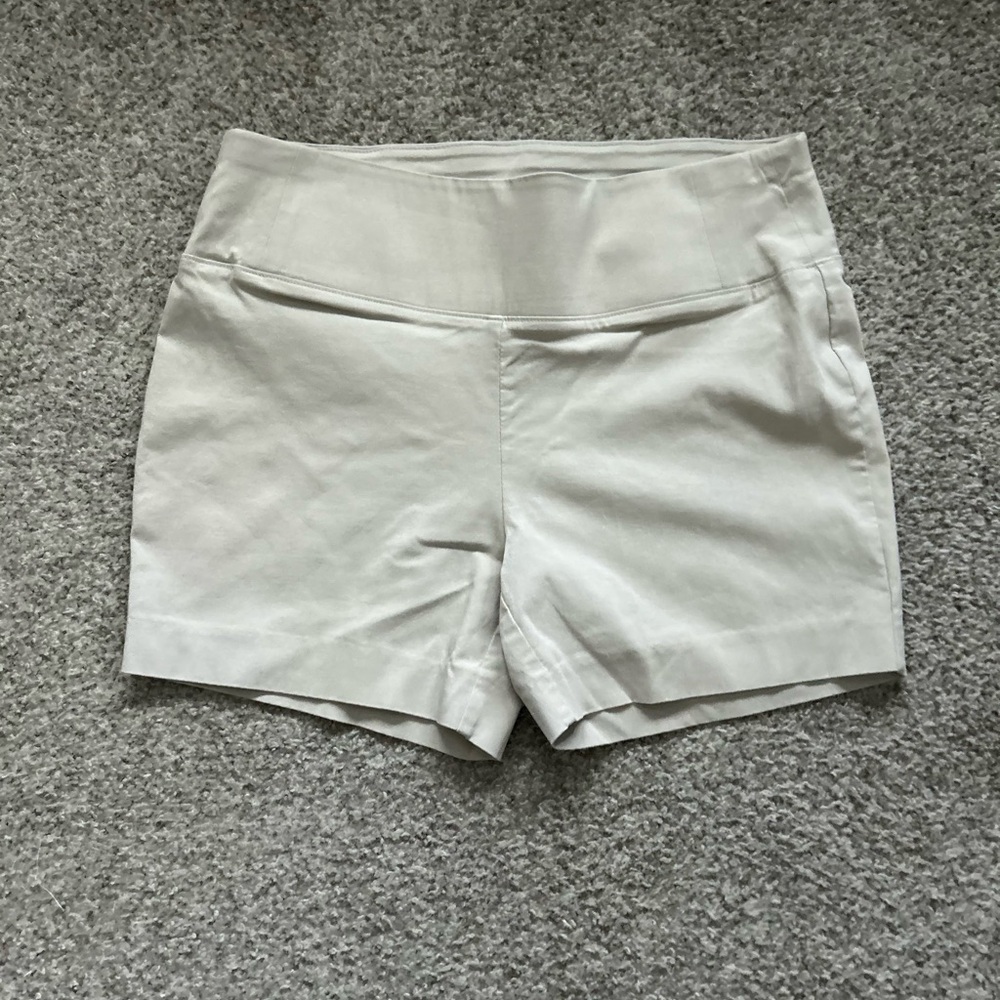Women's Cream Shorts